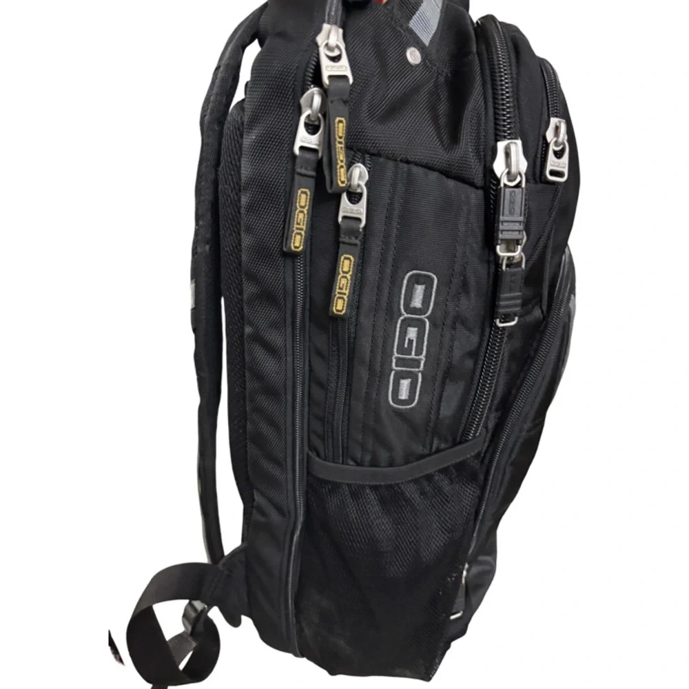 OGIO AXEL LSPTOP BACKPACKCK